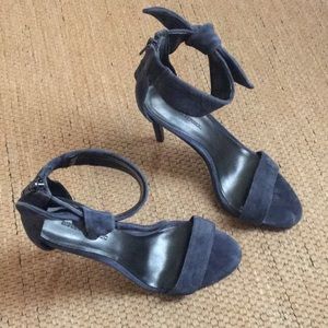 Suede Banana Republic Ankle Bow Heels Size 6